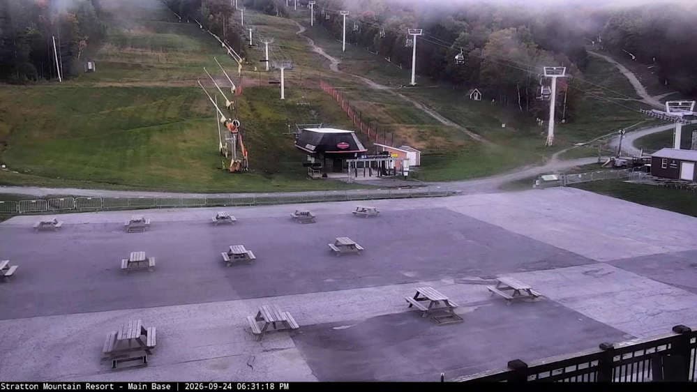 Main Base Lodge Cam