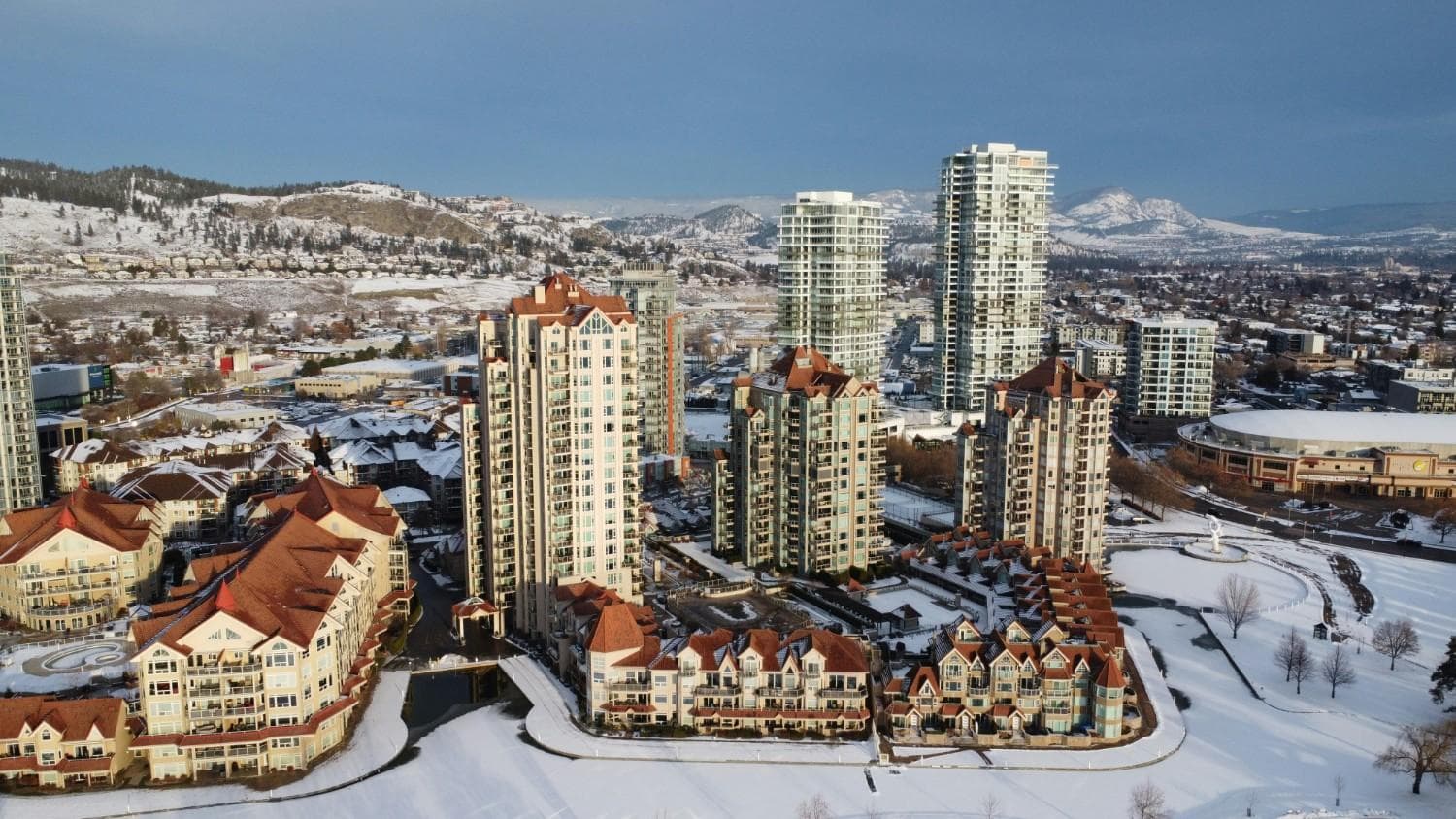 The 5 Best Ski Resorts Near Kelowna, 2023/24