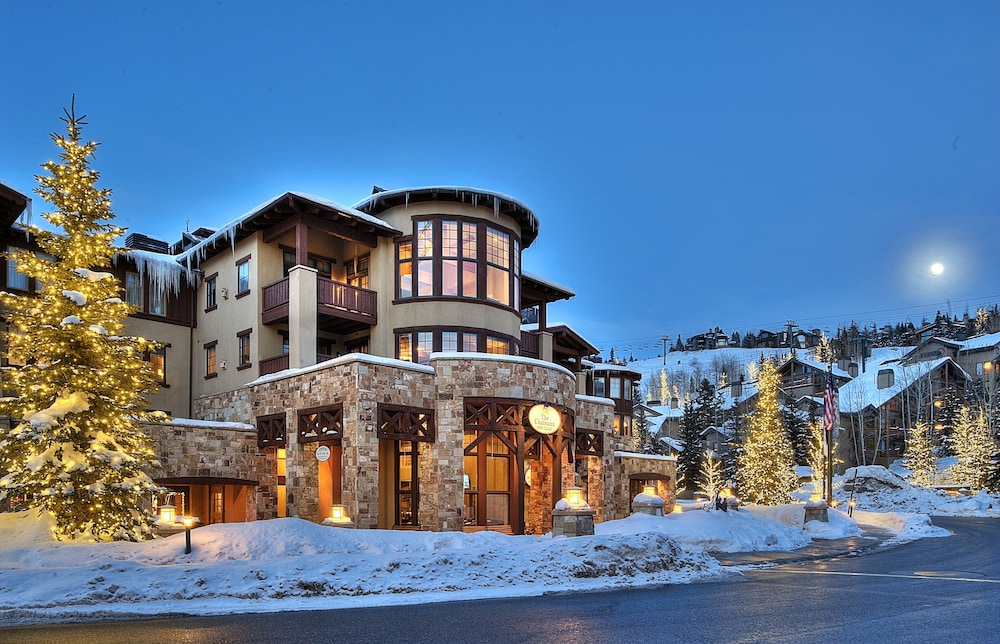 Chateaux Deer Valley Mountain Package