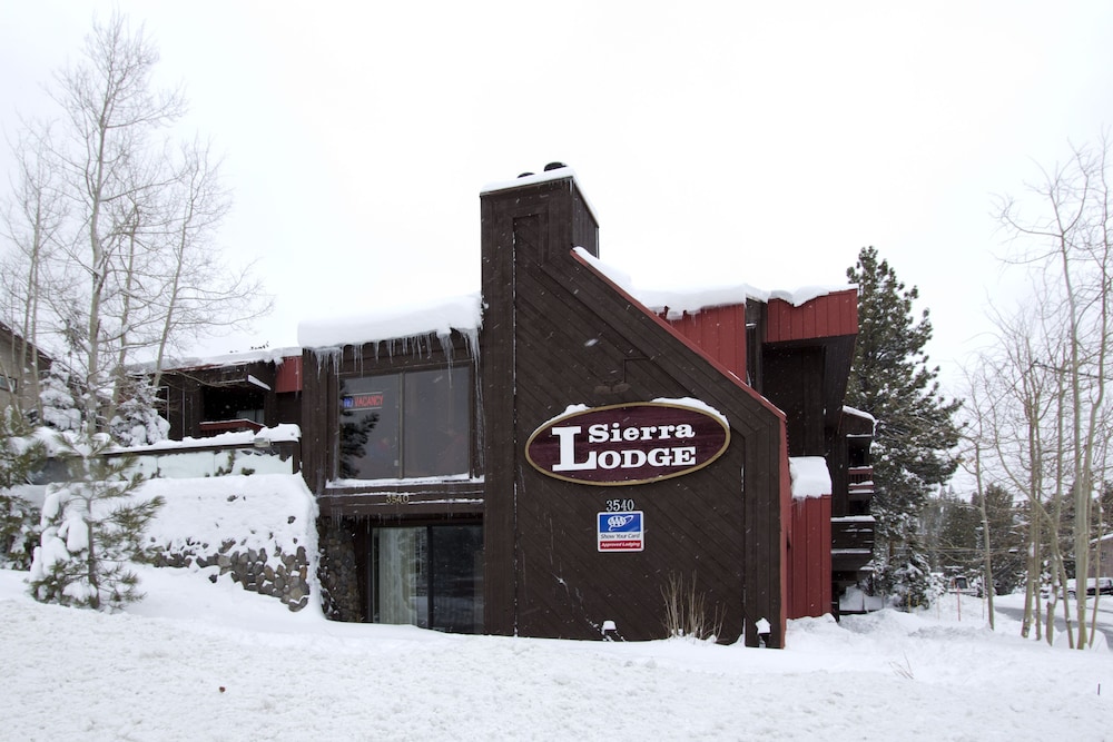 Mammoth Mountain ski packages Sierra Lodge