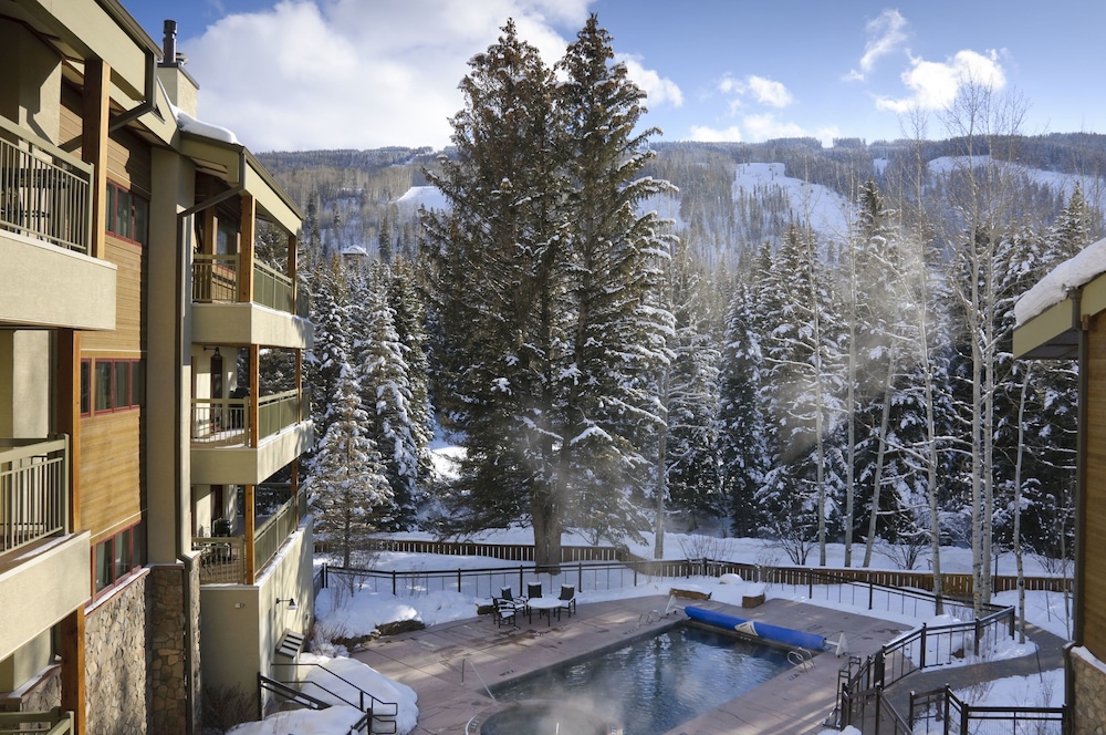 Vail ski packages Lodge at Lionshead
