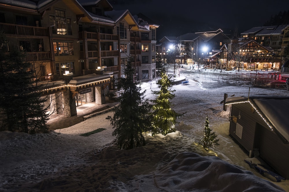 Whistler Blackcomb ski packages First Tracks Lodge