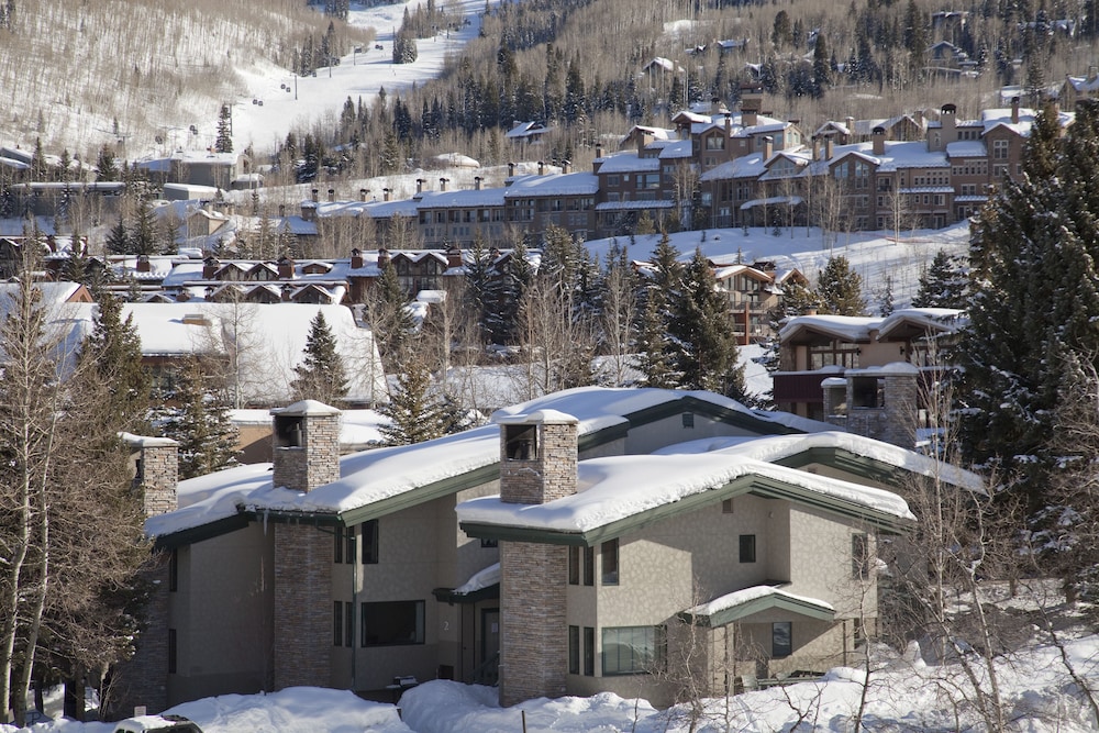 Aspen Snowmass ski packages Tamarack Townhomes, a Destination by Hyatt Residence