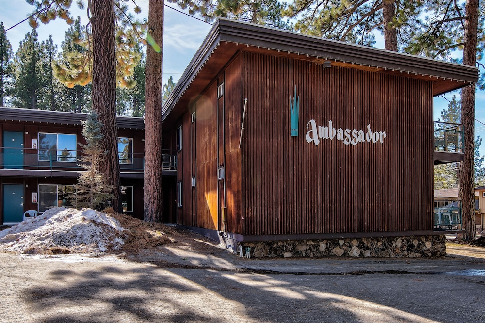 Heavenly ski packages Ambassador Lake Tahoe