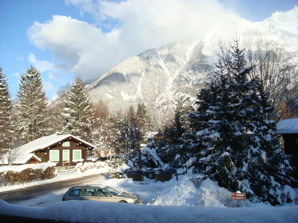 Chamonix Mont-Blanc ski packages Chalet With 3 Bedrooms in Chamonix-mont-blanc, With Wonderful Mountain View, Furnished Terrace and Wifi - 200 m From the Slopes