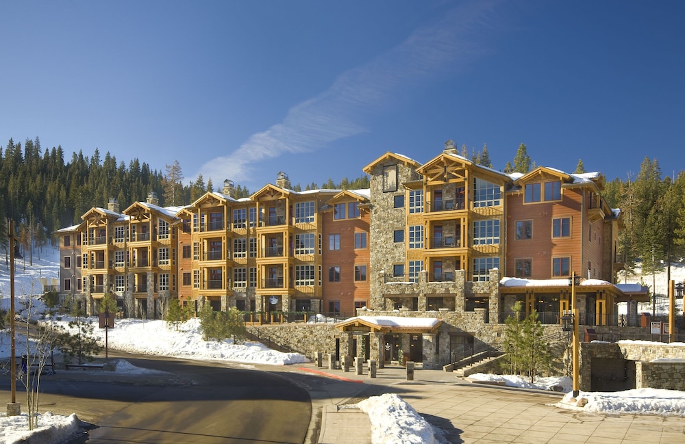 Northstar California ski packages Hyatt Vacation Club at Northstar Lodge, Lake Tahoe