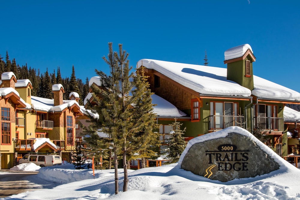 Sun Peaks ski packages Trails Edge #52 By Bear Country