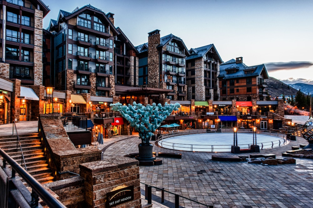 Vail ski packages Solaris Residences